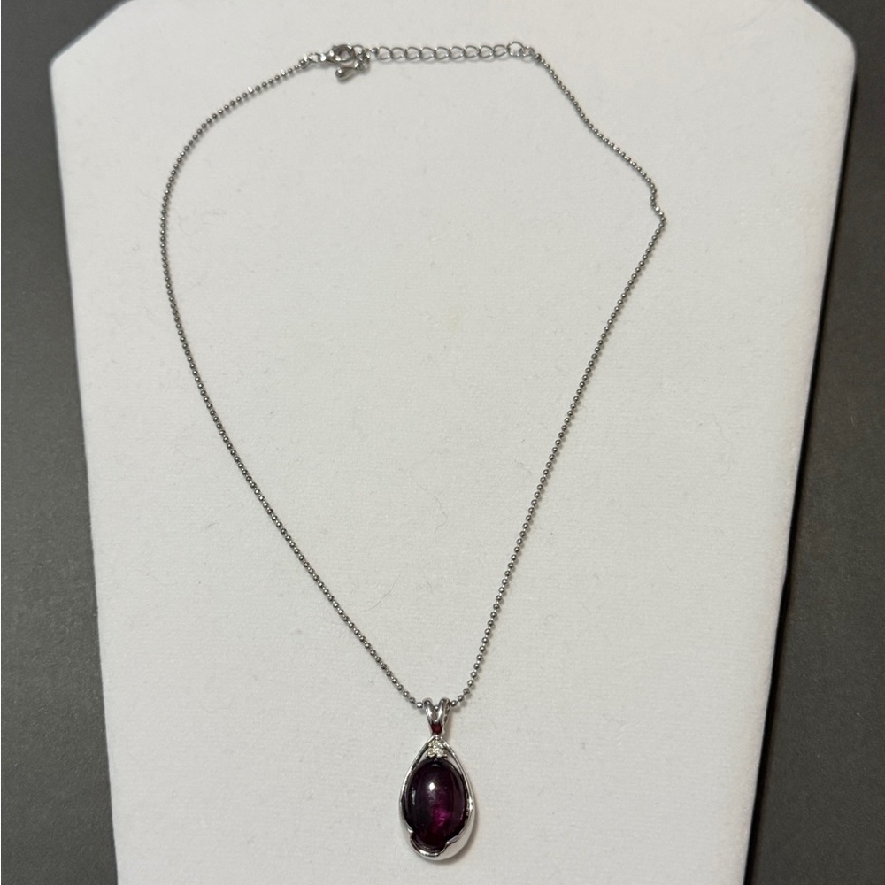 Elegant Silver tone Necklace with Purple Gemstone and Rhinestone adjustable